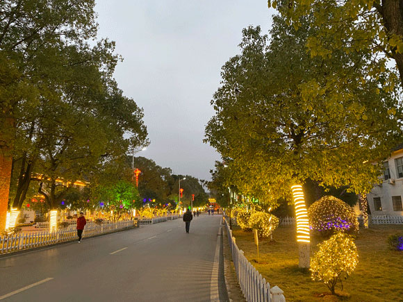 ���(y��ng)ˮ��ɽ���^����